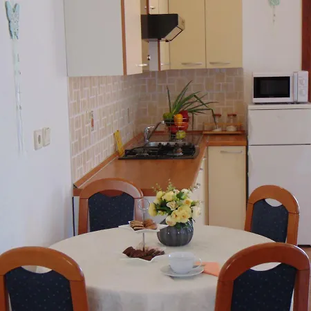 Apartament Mia *
